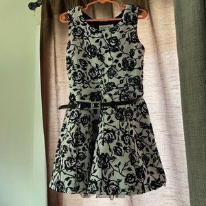 Girls black and white dress